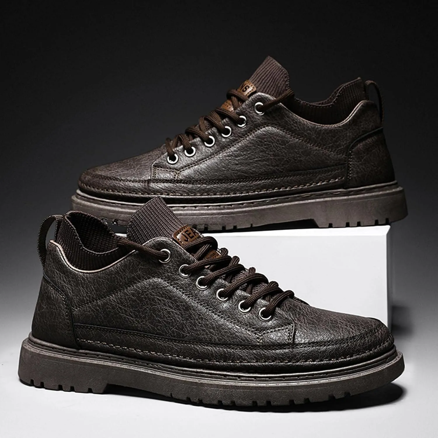 2022 New Men's Fashion Trend Car Stitching Round Toe Canvas Casual Men Comfy Casual Microfiber Leather Shoes