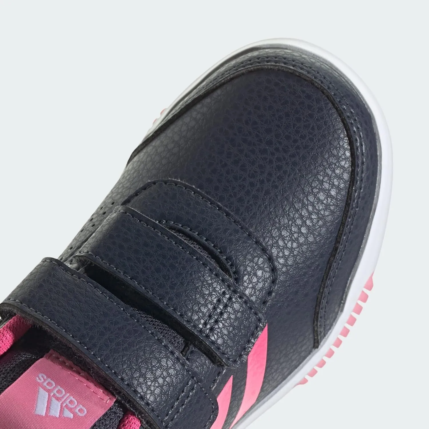 adidas Unisex-Kid's Sneaker Running Shoe, 37 1/3 EU