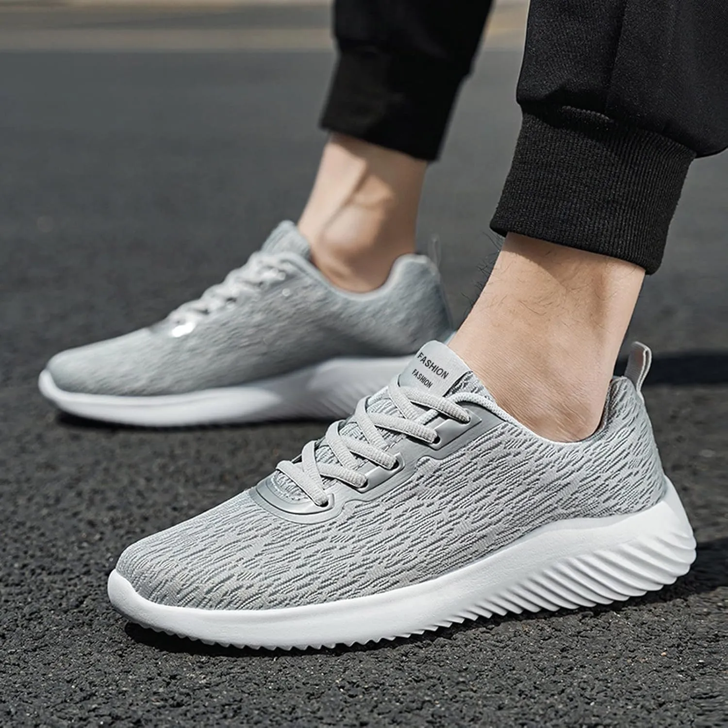 Fashion Men Mesh Casual Sport Shoes Lace Up Solid Color Running Breathable Soft Bottom Classic Sneaker Men's