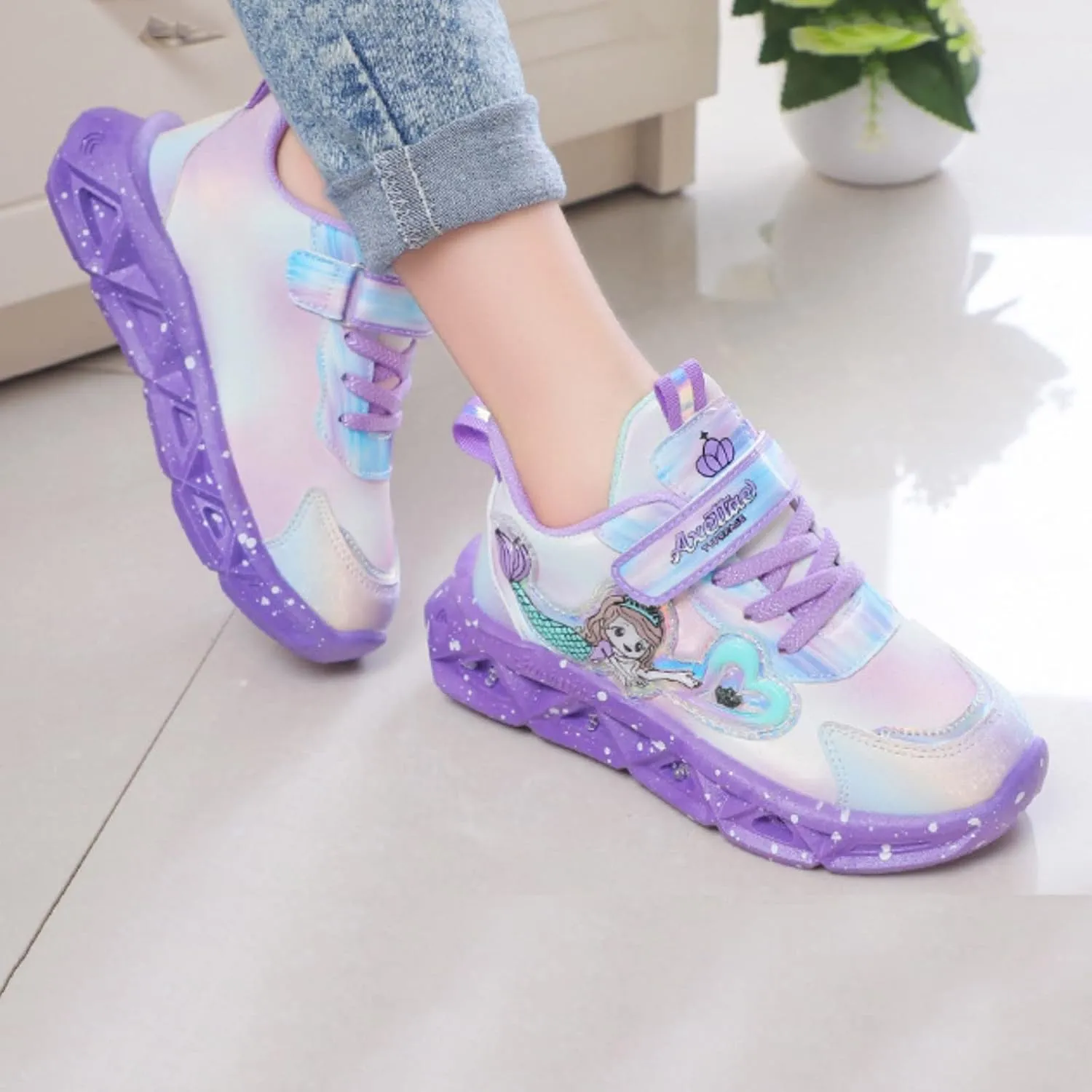 Girls’ Princess Shoes Slip On Light Up Shoes Mermai𝐝 Shoes Breathable Mesh Sneakers Lightweight Girls Sneakers