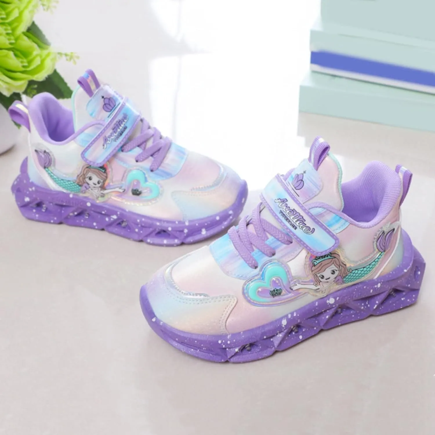 Girls’ Princess Shoes Slip On Light Up Shoes Mermai𝐝 Shoes Breathable Mesh Sneakers Lightweight Girls Sneakers