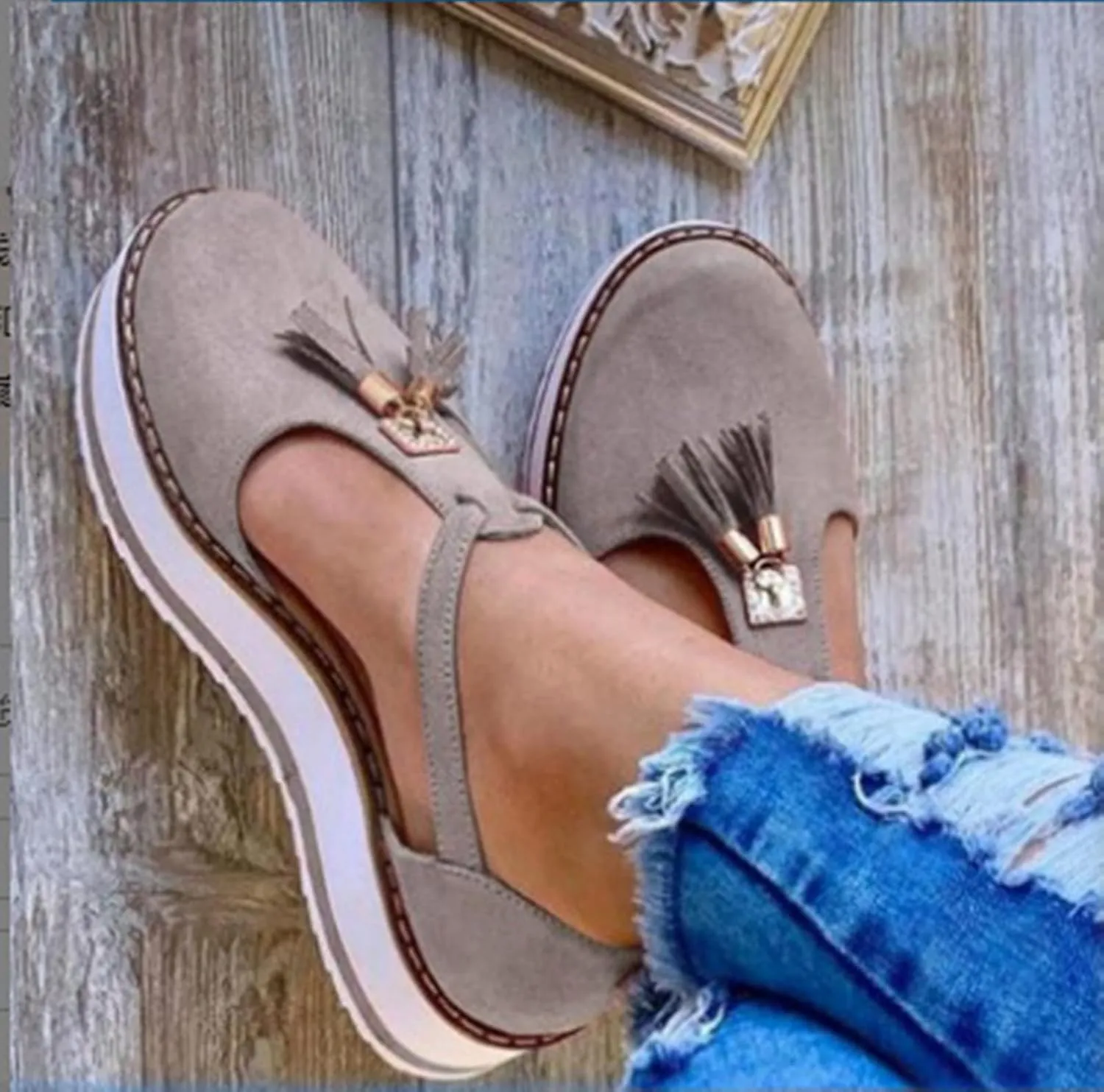 Ladmiple Shoes For Women Sneakers Trendy Canvas Sneakers Slip On Casual Walking Shoes Dressy Summer Fashion Flats Loafer