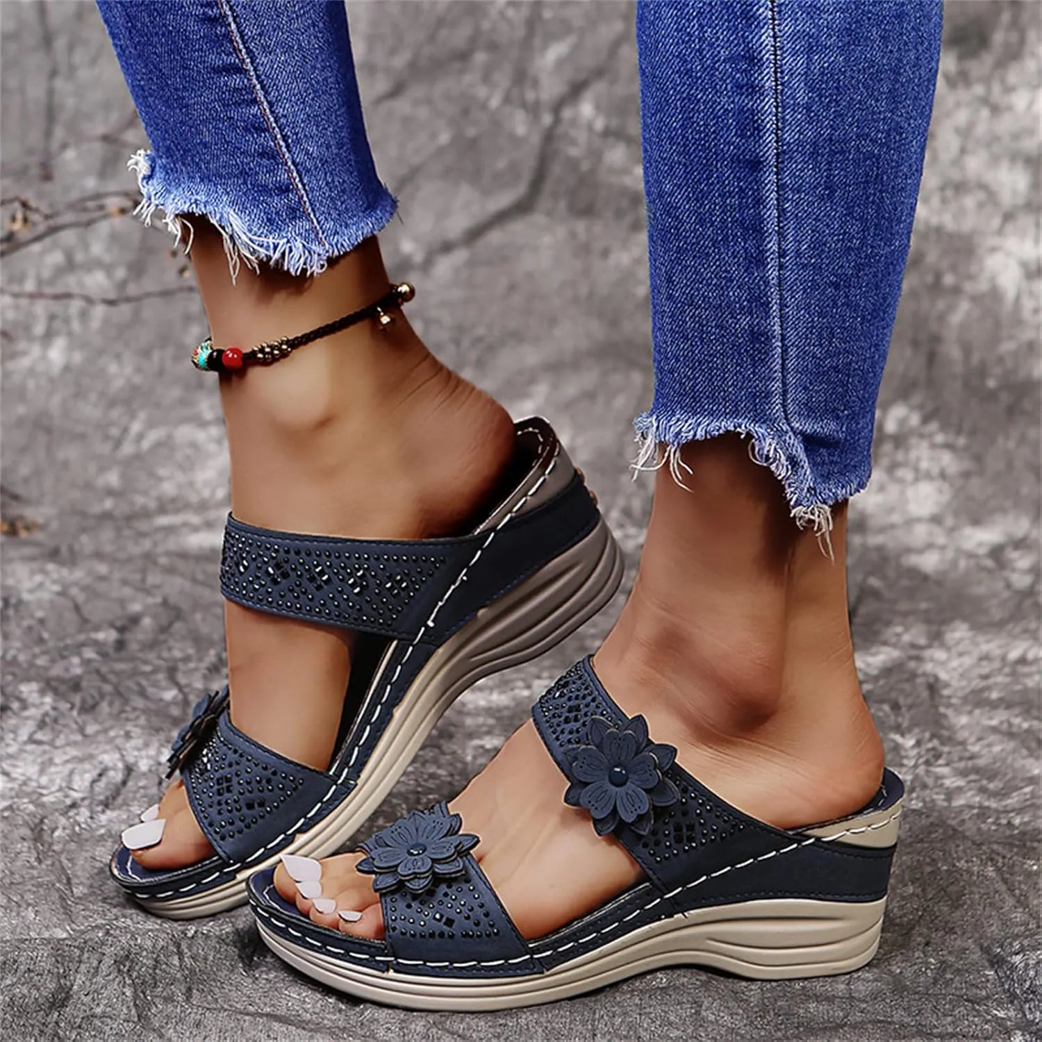 Lausiuoe Sandals Women Dressy Summer Flat Arch Support Fashion Orthotic Slides Comfy Slip On Orthopedic Slippers Flip Flops