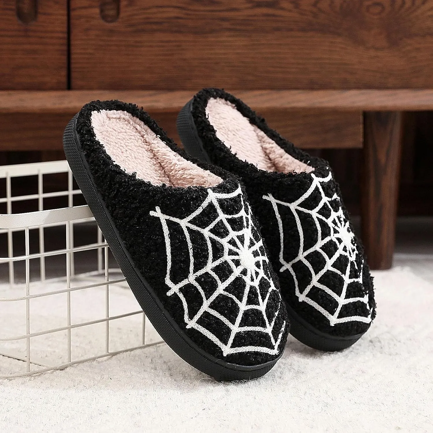 LNERIP Animal Slippers Fruit Slippers Plant Slippers Various Cartoon Patterns Fluffy Soft Memory Foam Retro Indoor Outdoor Home Couple Shoes