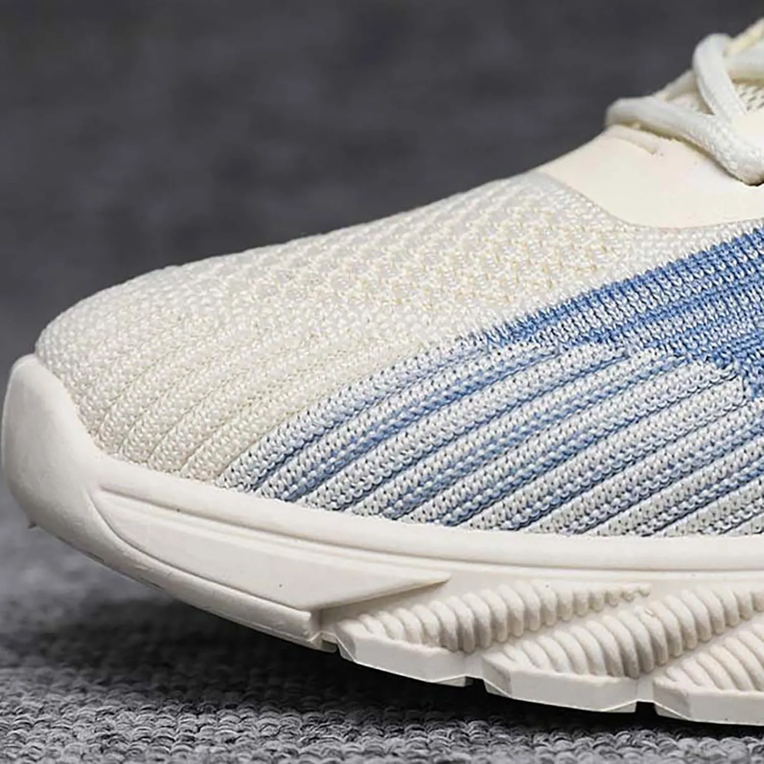 Men's Shoes Summer New Breathable Casual Fly Weaving Mesh Mesh Shoes Running Casual Sports Sneaker Boots for Men