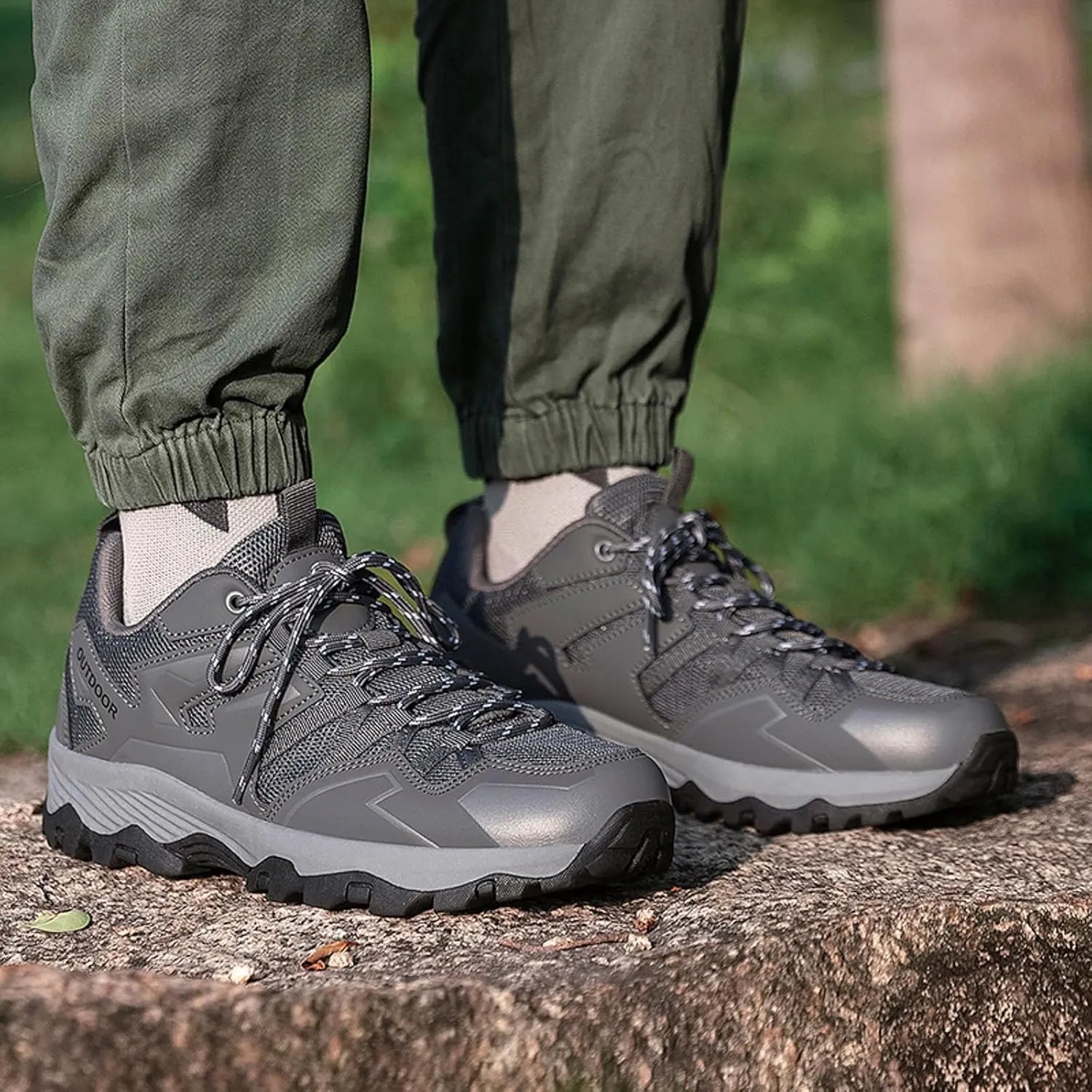 Men's Slip on Walking Shoes Comfy Knitted Hiking Shoes Memory Foam Breathable Fashion Sneakers Non Slip Indoor Outdoor Training Gym Shoes Wide Width