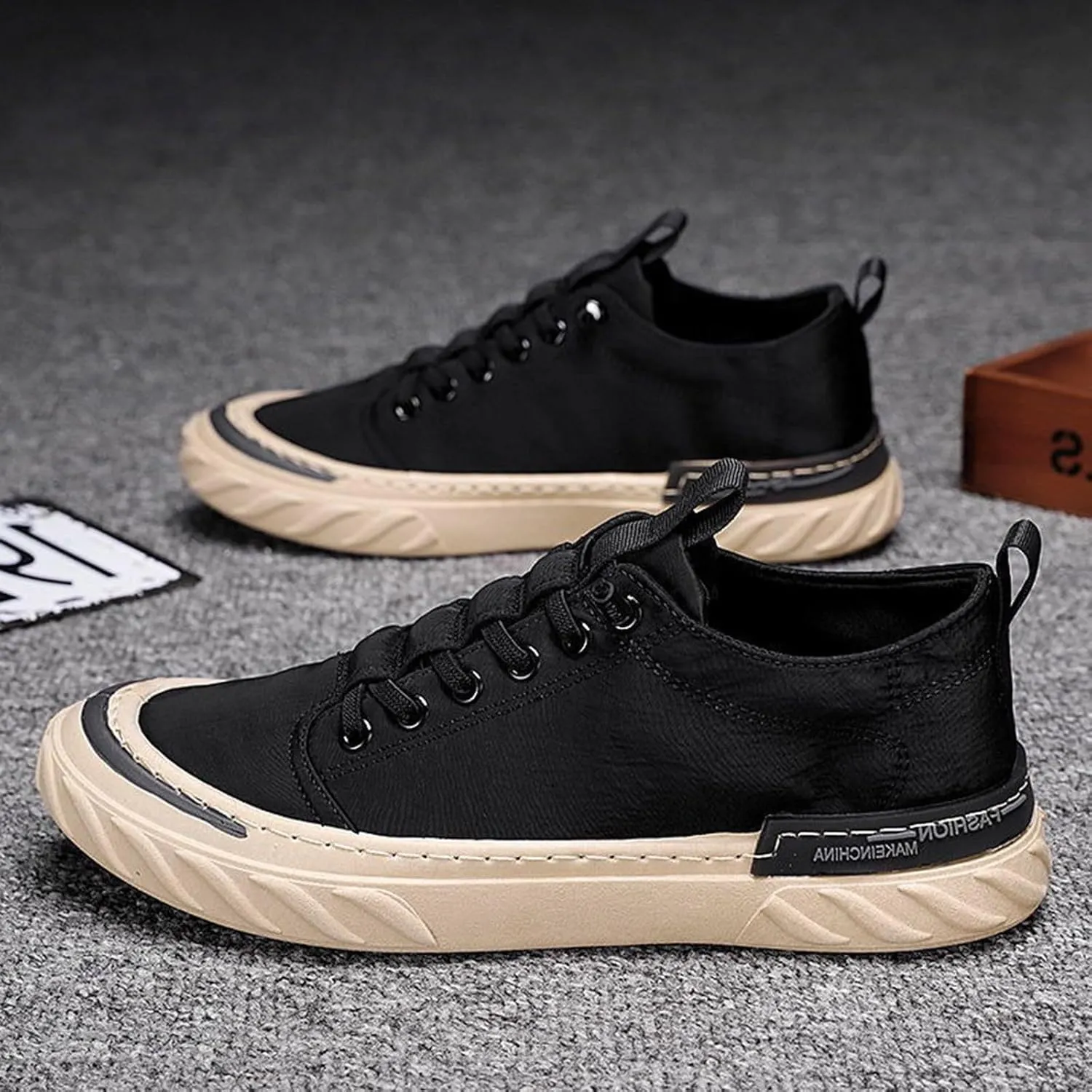 Outdoor Jogging Sneakers for Men Breathable Elastic Fly Woven Mesh Sneaker Memory Foam Versatile Shoes for Men