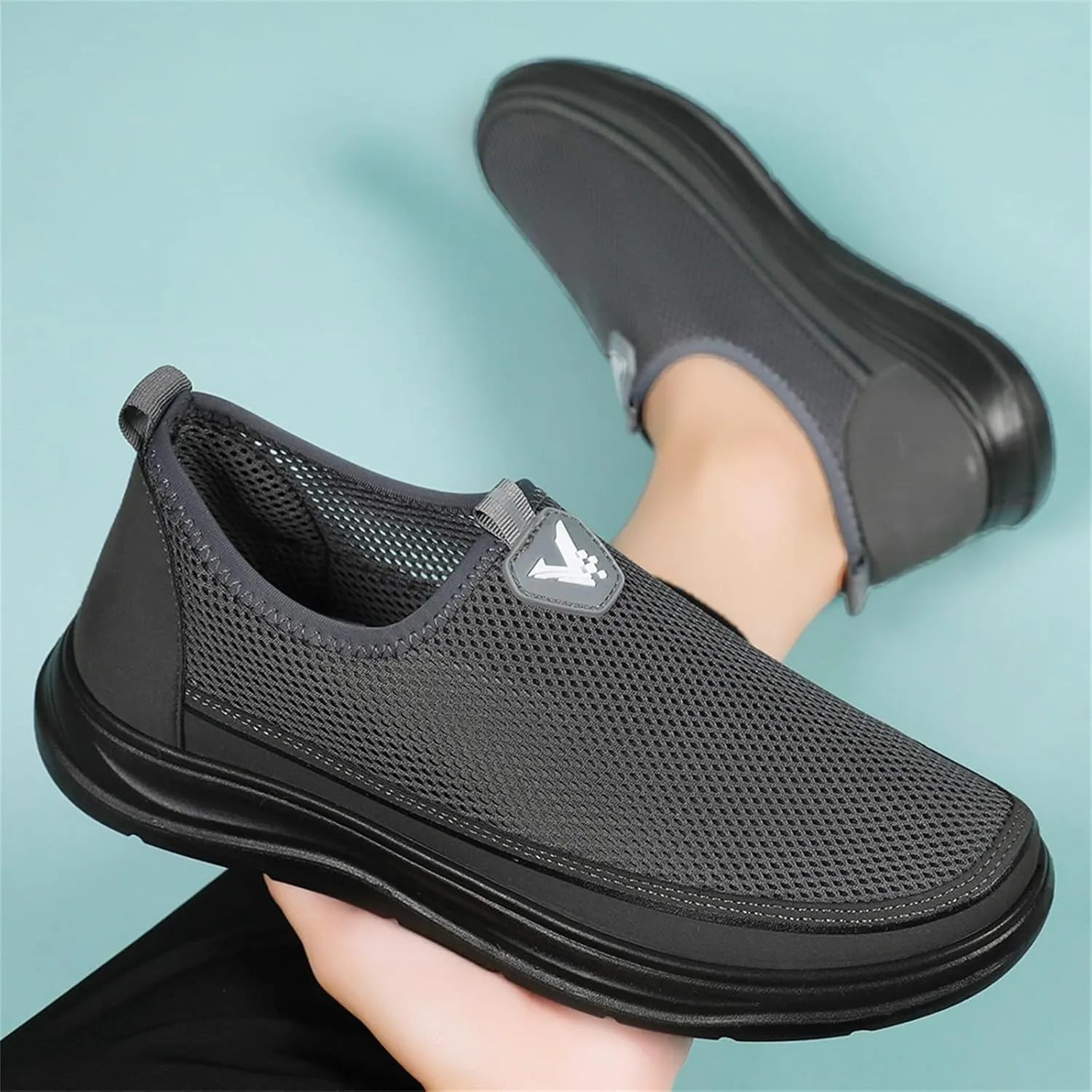Slip on Walking Shoes Men Comfortable Memory Foam Ultra Lightweight Breathable Fashion Sneakers Non Slip Travel Jogging Training Gym Shoes Wide Width