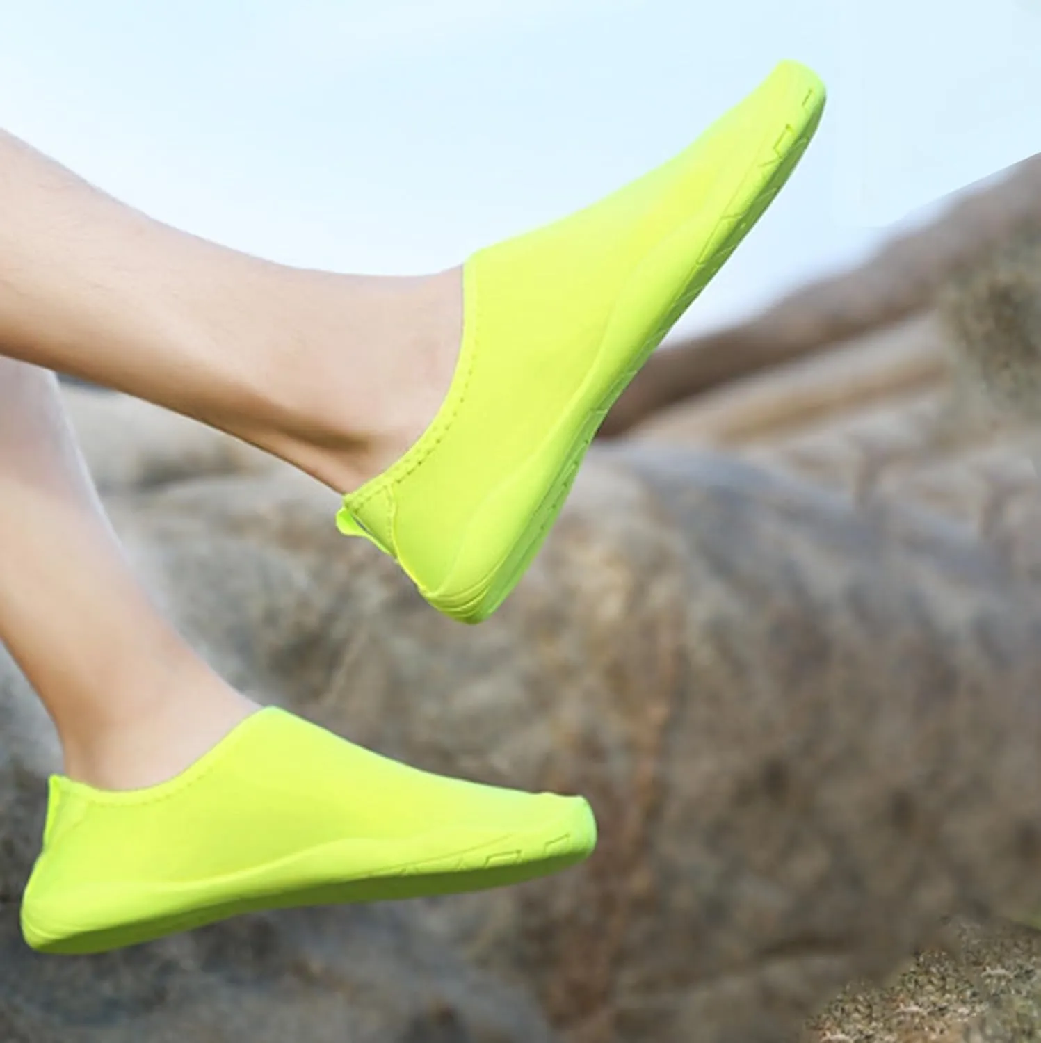 Water Shoes Women Men Barefoot Quick Dry Aqua Socks Beach Swim Pool Shoes Lightweight Outdoor Sports Hiking Surf Yoga Exercise Footwear