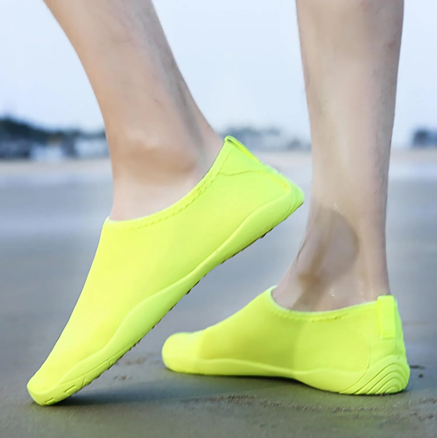 Water Shoes Women Men Barefoot Quick Dry Aqua Socks Beach Swim Pool Shoes Lightweight Outdoor Sports Hiking Surf Yoga Exercise Footwear