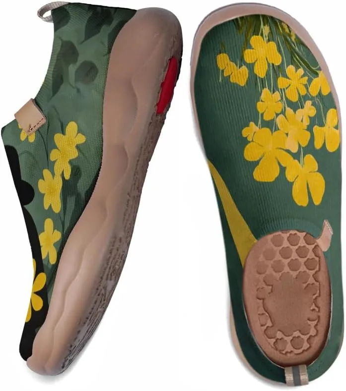 Women's Artistic Floral Slip On Shoes Ultra Lightweight Walking Travel Loafers Casual Comfort Everyday Wear Sneakers