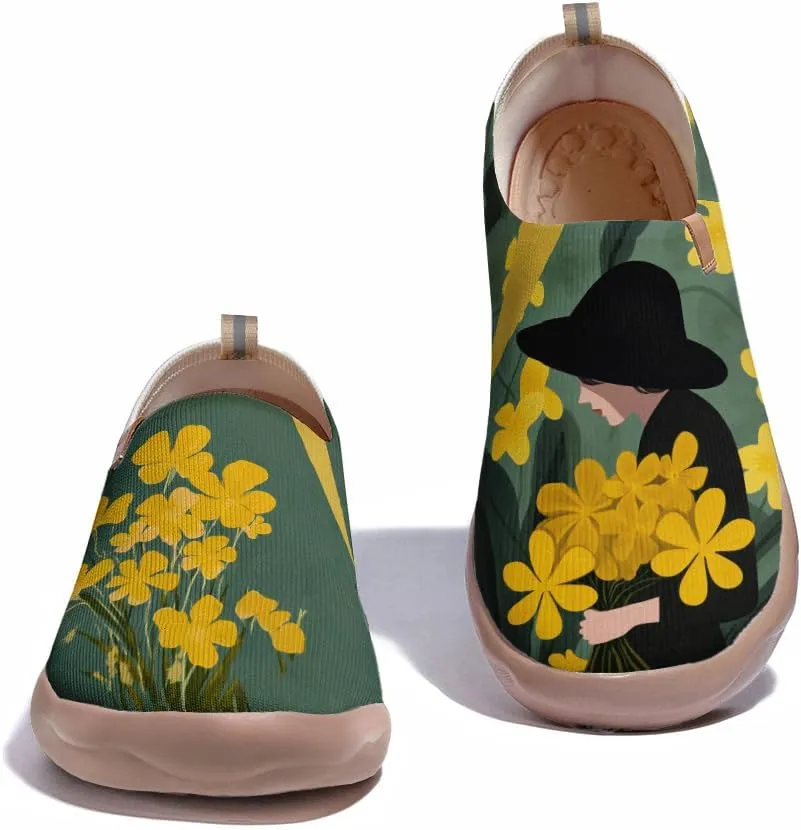 Women's Artistic Floral Slip On Shoes Ultra Lightweight Walking Travel Loafers Casual Comfort Everyday Wear Sneakers