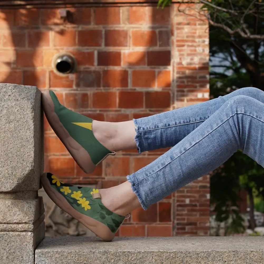 Women's Artistic Floral Slip On Shoes Ultra Lightweight Walking Travel Loafers Casual Comfort Everyday Wear Sneakers