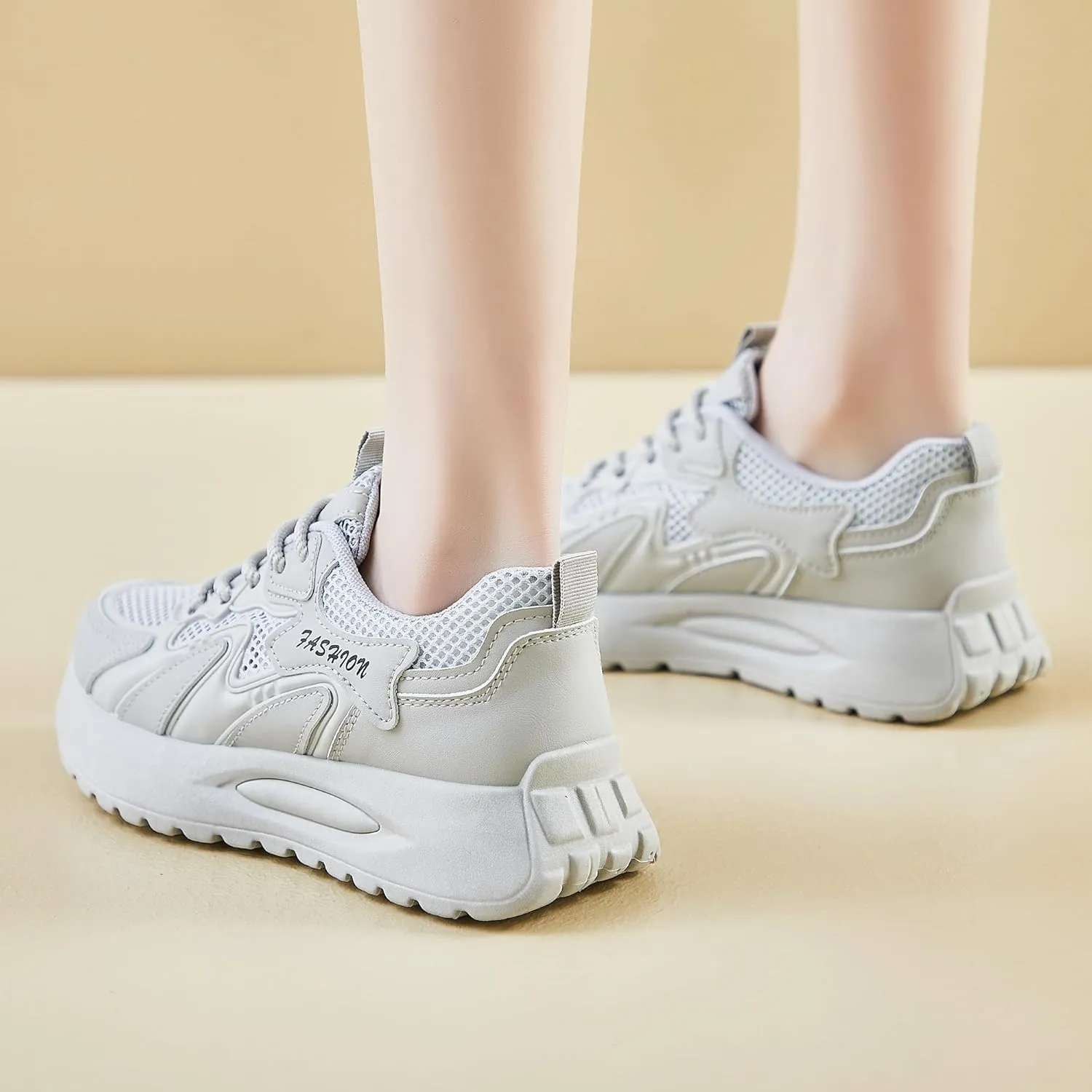 Women's Fashion Platform Sneakers Breathable Mesh Walking Shoes Lightweight Lace-Up Everyday Shoes
