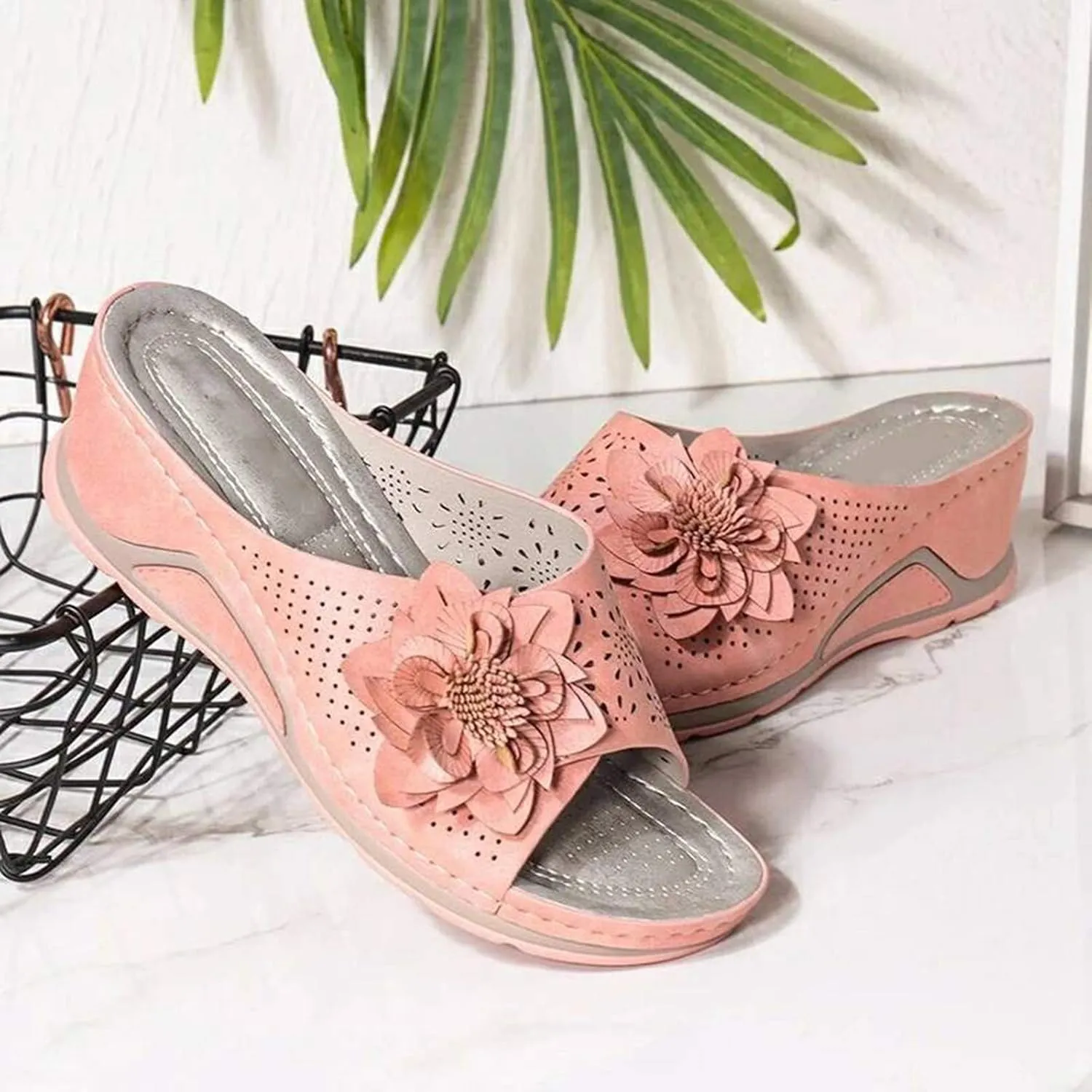 Womens Hollow Flower Wedge Sandals Mid Heel Wedges Platform Sandals for Women Ladies Fashion Summer Open Toe Buckle Wedge Shoes Casual Walking Sandal