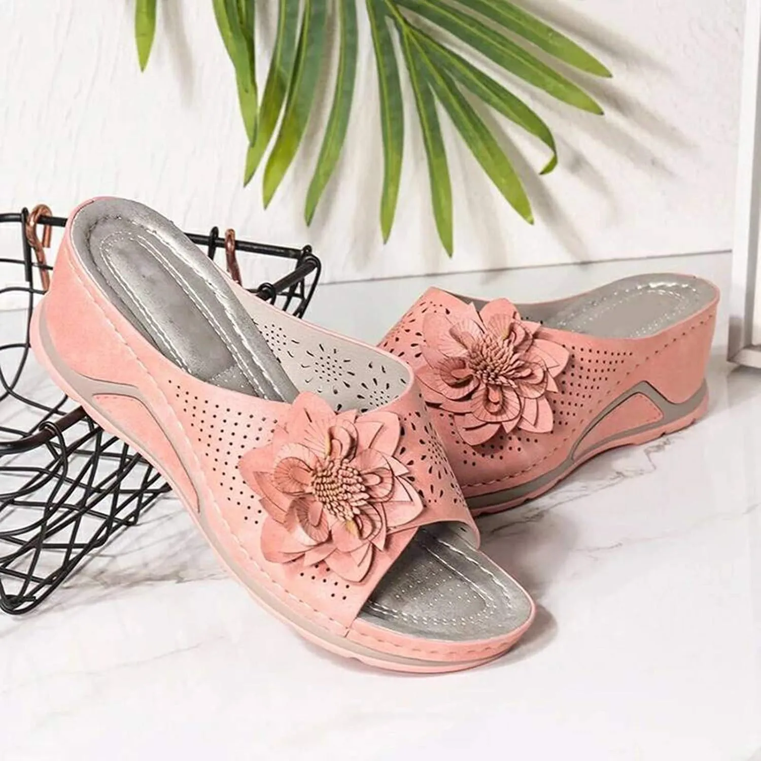 Womens Hollow Flower Wedge Sandals Mid Heel Wedges Platform Sandals for Women Ladies Fashion Summer Open Toe Buckle Wedge Shoes Casual Walking Sandal